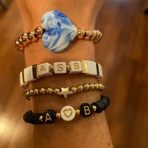 Customized stretch bracelet